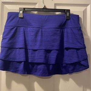 Athleta swagger skort size Large Purple- EUC